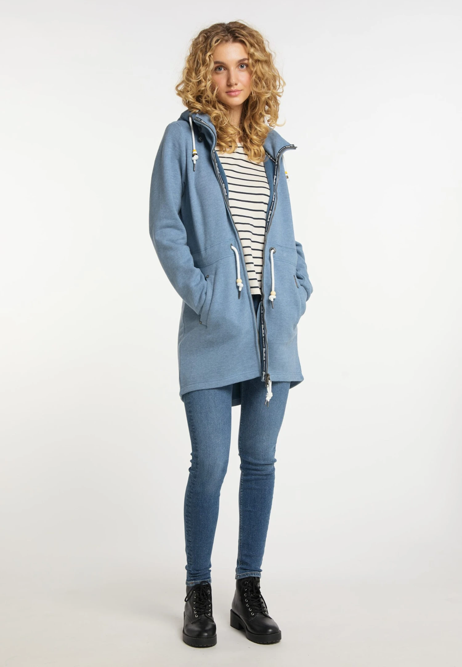 Sweats zippés Veste de survêtement Femme bleu chiné Schmuddelwedda Sweats Zippés Veste De Survêtement Femme Bleu Chiné -Schmuddelwedda 1d63450fc74508fb34789b8dc204bbbf scaled