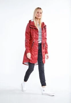 Schmuddelwedda Manteaux De Pluie Manteau Fonctionnel Femme Rouge Foncé -Schmuddelwedda 29687399d1b589b777b12859c89b7964