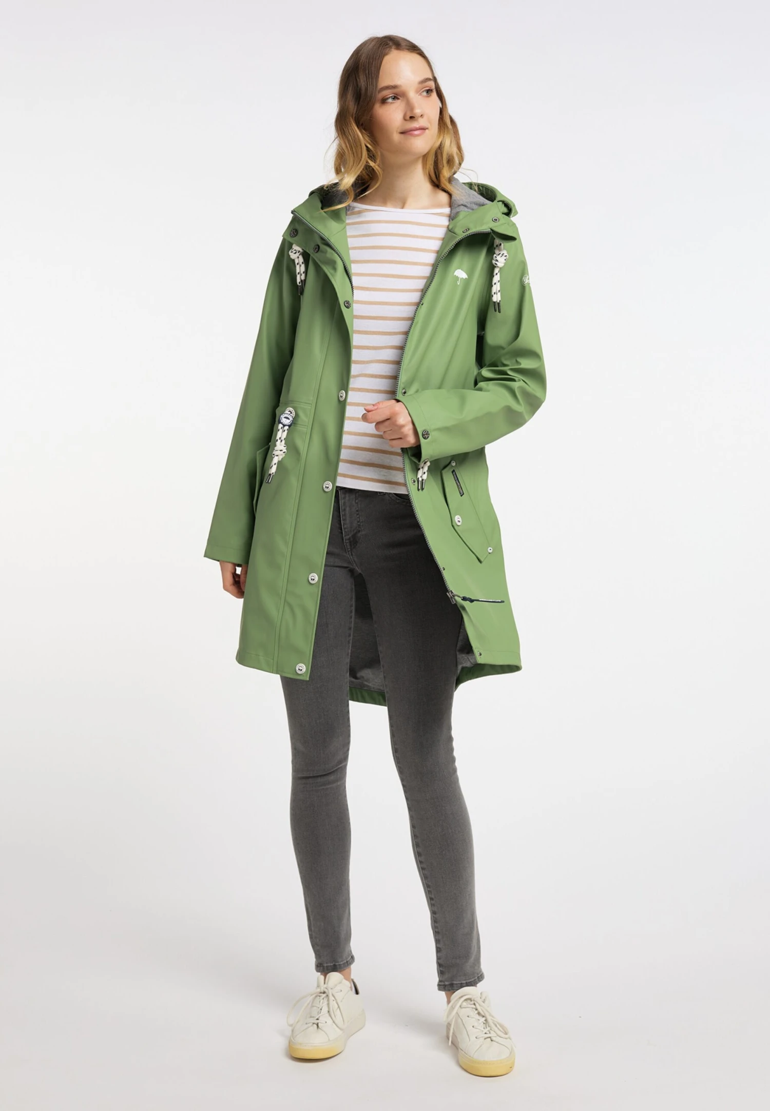 Manteaux de pluie Manteau fonctionnel Bridgeport Femme vert Schmuddelwedda Manteaux De Pluie Manteau Fonctionnel Bridgeport Femme Vert -Schmuddelwedda 67c2aebd814c14a2c0c2b12a69b44523 scaled