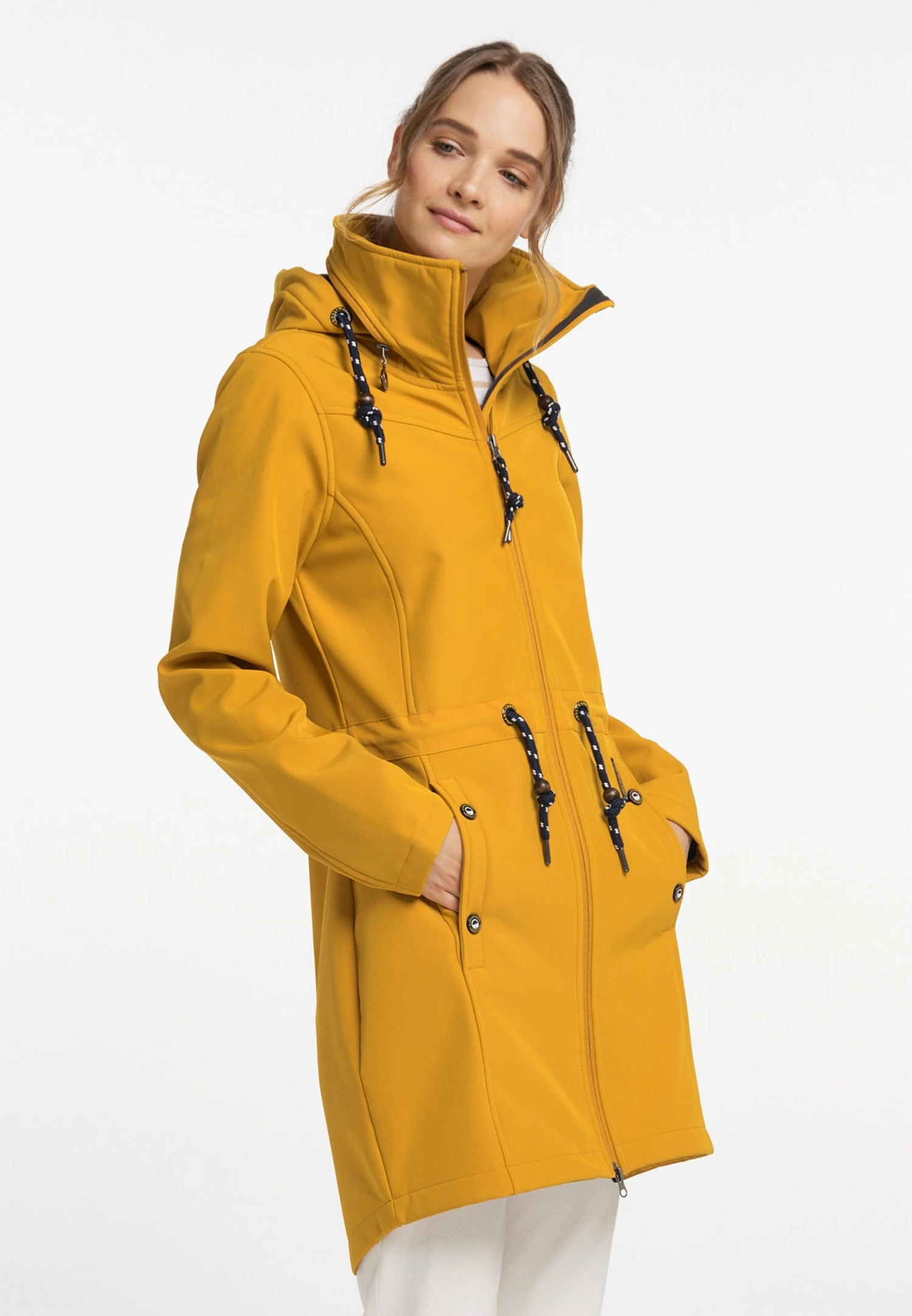 Manteaux de pluie Manteau fonctionnel Albee Femme moutarde Schmuddelwedda Manteaux De Pluie Manteau Fonctionnel Albee Femme Moutarde -Schmuddelwedda 92b081f4ff9d179444d376a216595eee scaled
