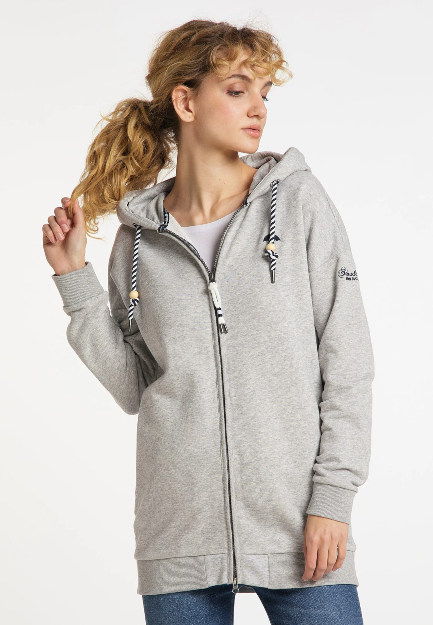Sweats zippés Veste de survêtement Femme gris clair Schmuddelwedda Sweats Zippés Veste De Survêtement Femme Gris Clair -Schmuddelwedda df5e80c5541f601599c3c9c4de7e1cdf scaled
