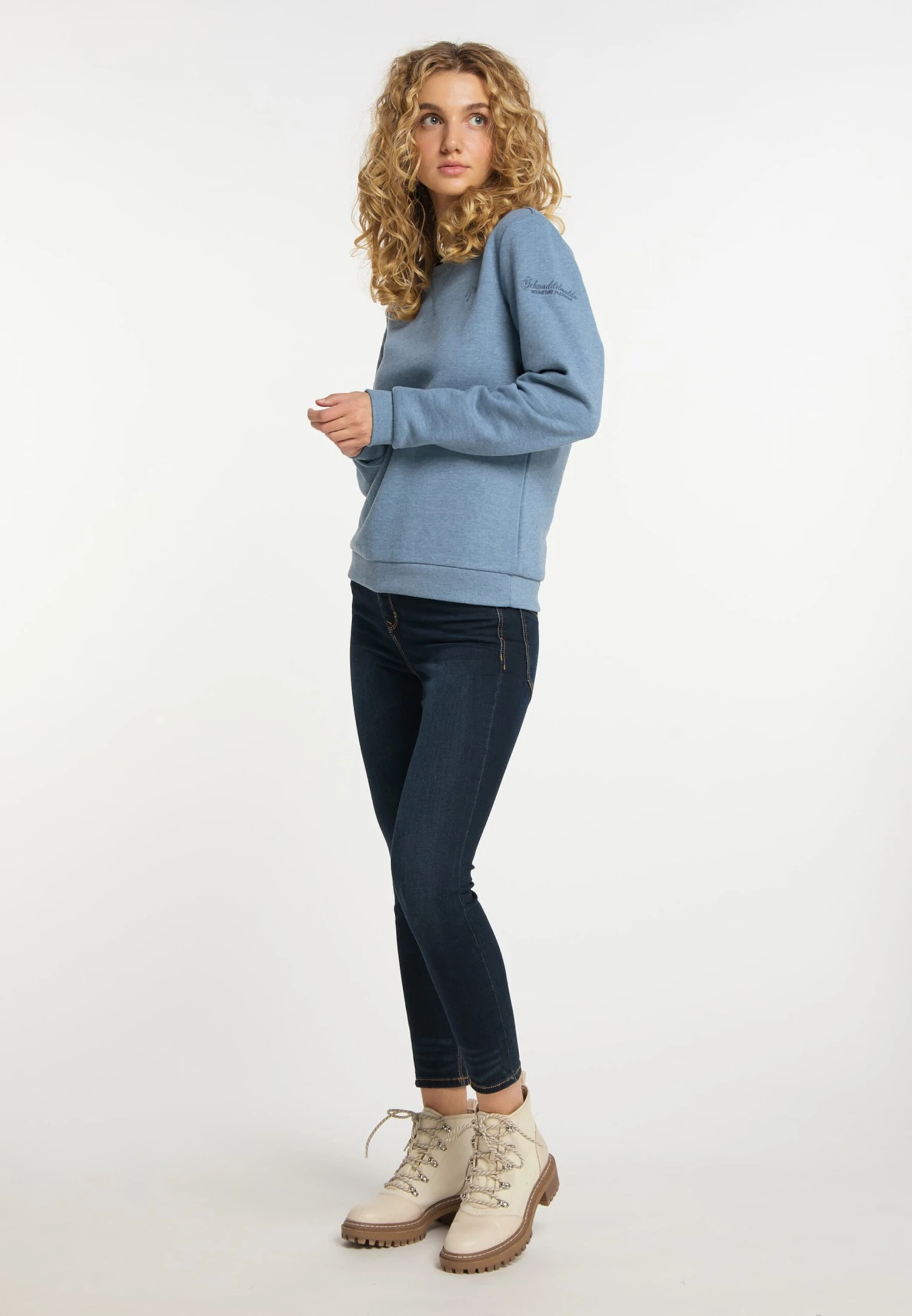 Sweats Sweat-shirt Femme bleu chiné Schmuddelwedda Sweats Sweat-shirt Femme Bleu Chiné -Schmuddelwedda e074afe1ad52f1bcdd774aafb028fcd8 scaled